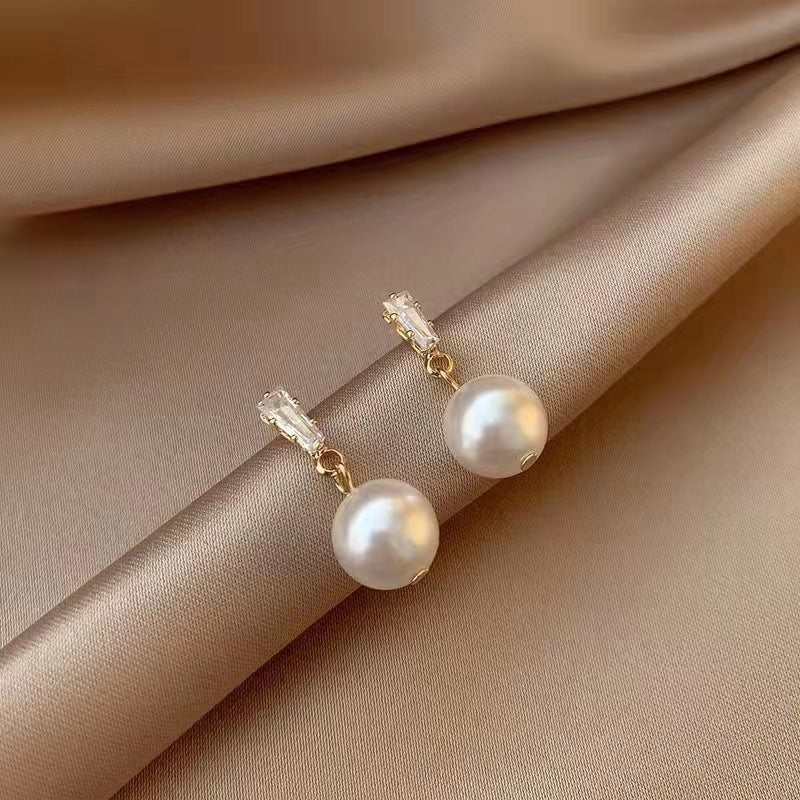 Zircon Pearl Graceful Fashionable Classic Style High-grade Everyday Stud Earrings
