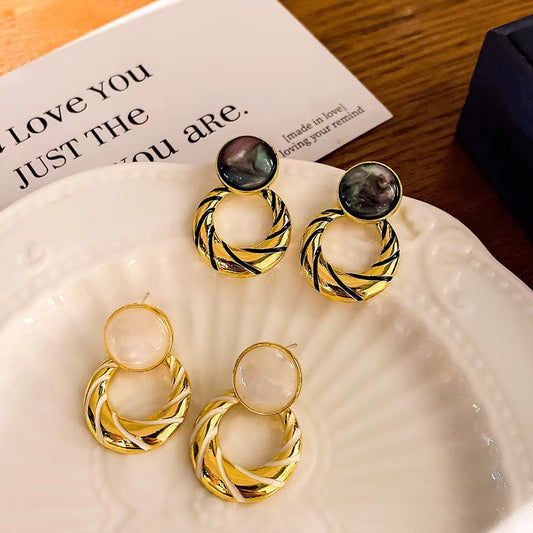 Women's Sier Needle French Style Retro Round Minority Temperament Entry Lux Earrings
