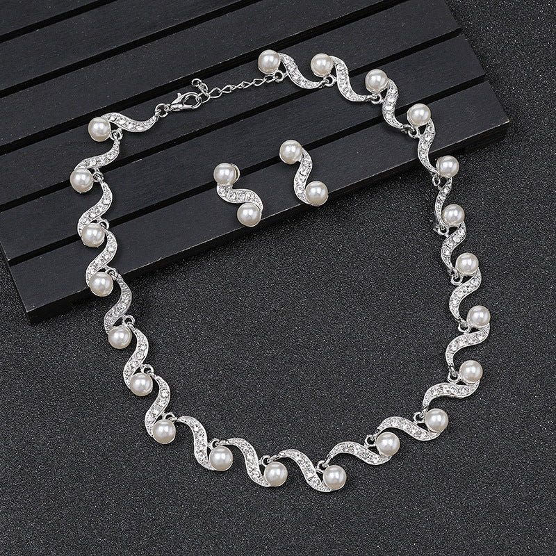 Light Luxury Minority Sweater Chain Clavicle Jewelry Set