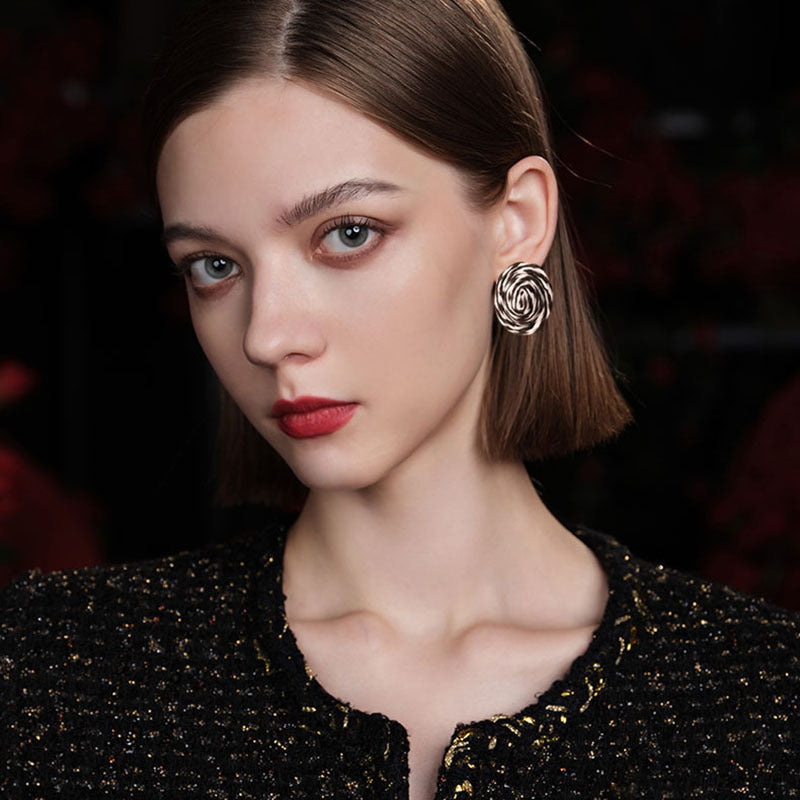 Retro Beach Vacation Bohemian Grass Rattan Woven Female Temperament Long Earrings