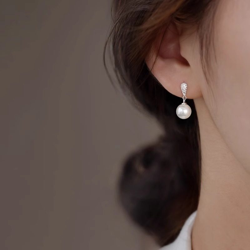 Drop Artificial Pearl Female High Sense Light Luxury Temperament Ear Stud Earrings