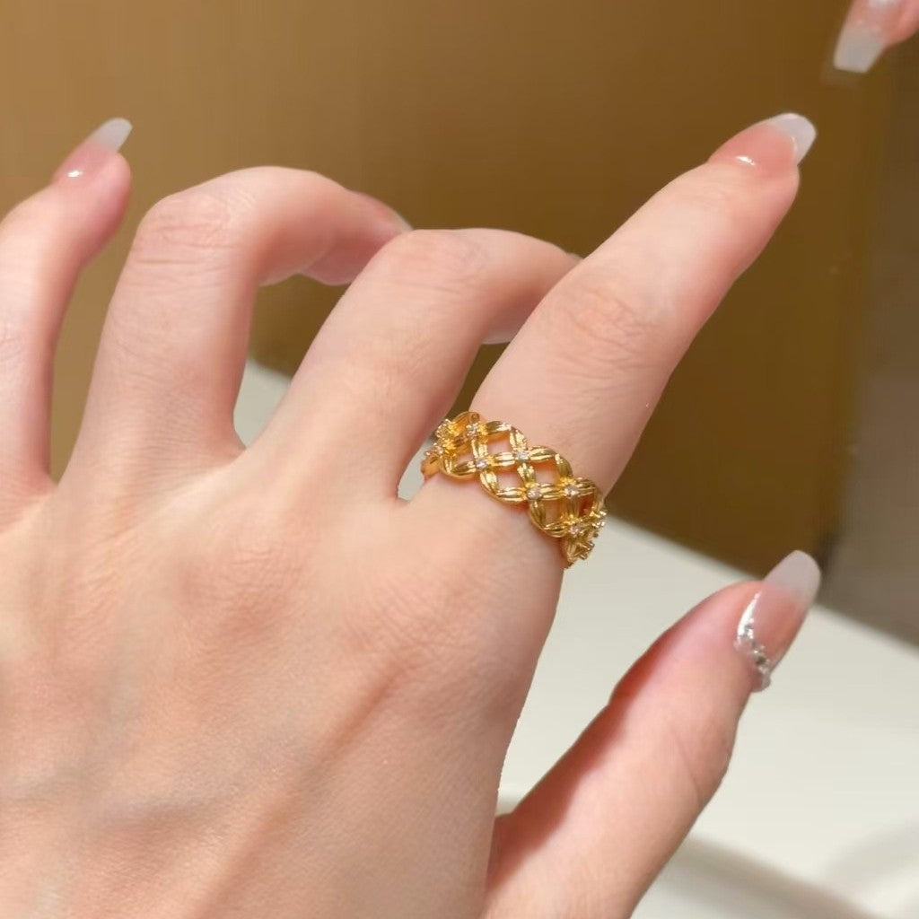 Flowers Like Brocade Four-leaf Flower Spot Drill Lace Hollow Affordable Rings