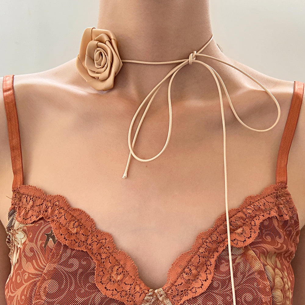 Vintage Rose Flower Exaggerated Flocking French Collar