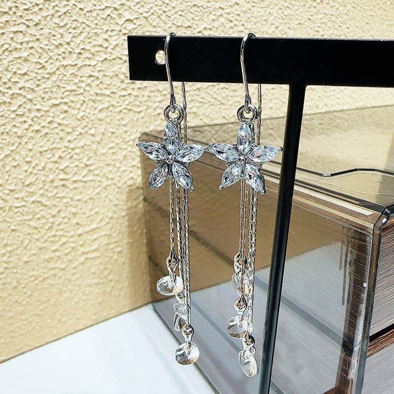 Women's Snowflake Tassel Temperamental Minority Simple Rhinestone Flower Fashionable Ear Hook
