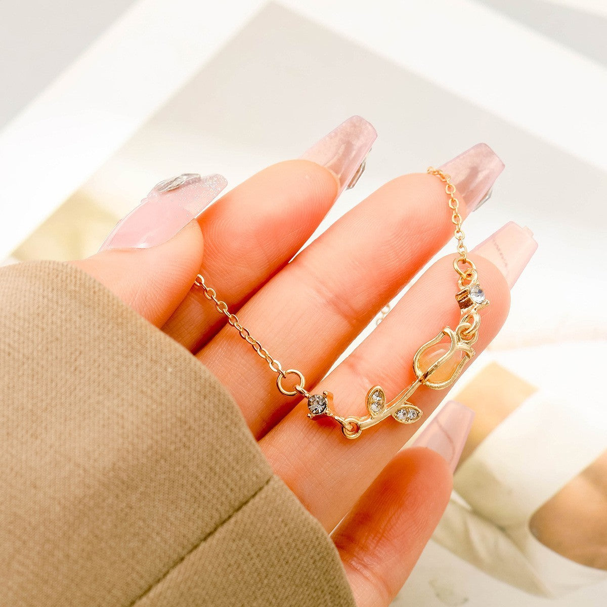 Sweet Cool Style Hollow Loving Heart Zircon Female Bracelets
