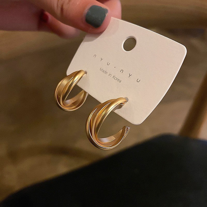 Sier Needle Geometric Twisted Surface Ear Simple Female Personalized Stud Earrings