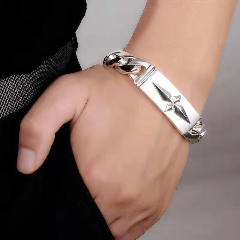 Men's Simple Versatile Personality Domineering Design Thick Solid Bracelet