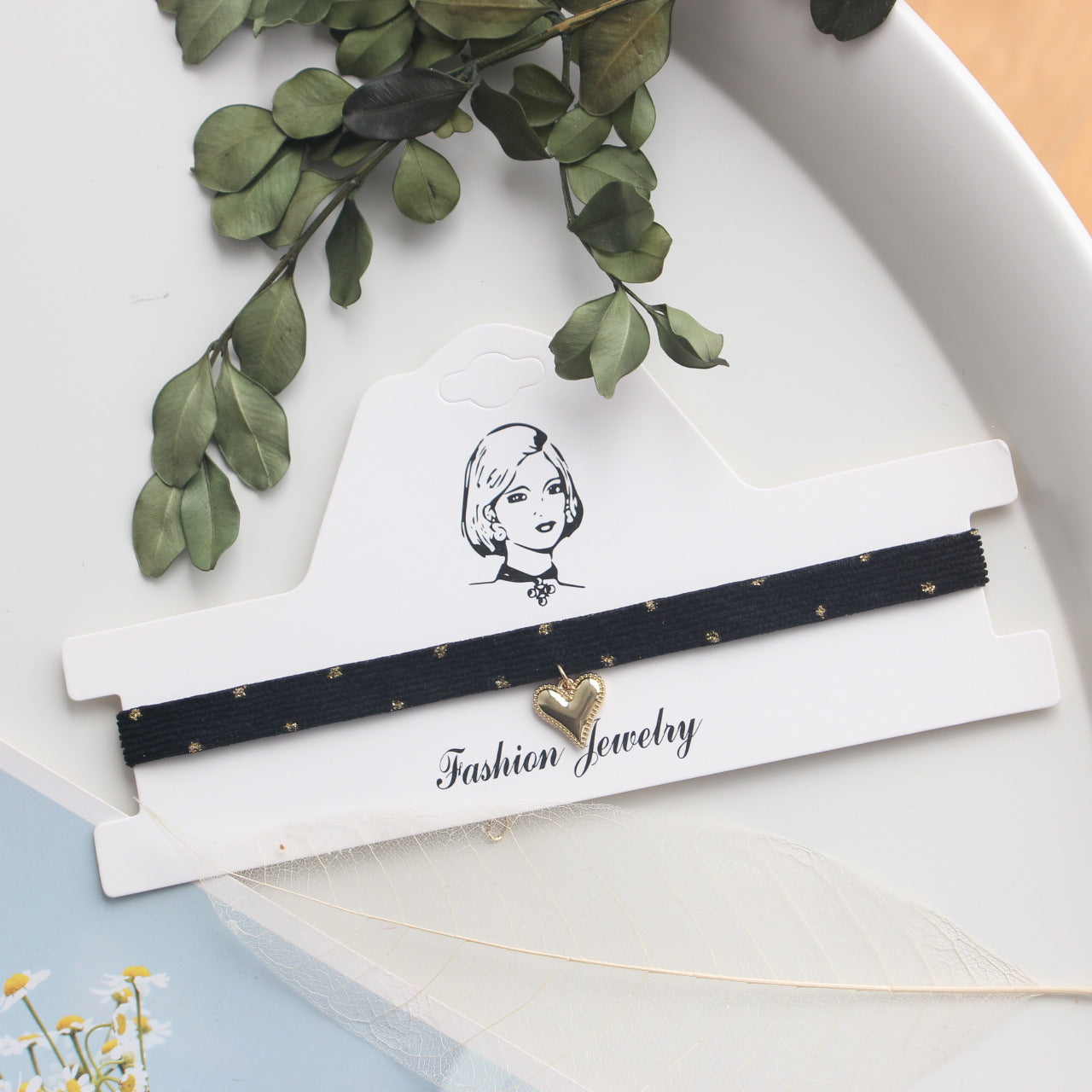 Heart-shaped Lace Style Bow Neckband Clavicle Collar