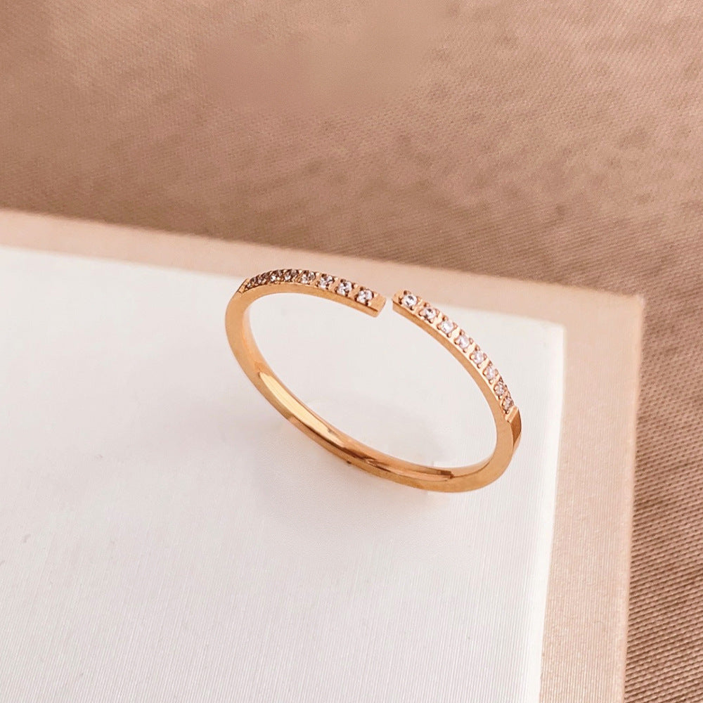 Elegant Zircon Ladder Fine Circle Twin Texture Titanium Steel High Ring