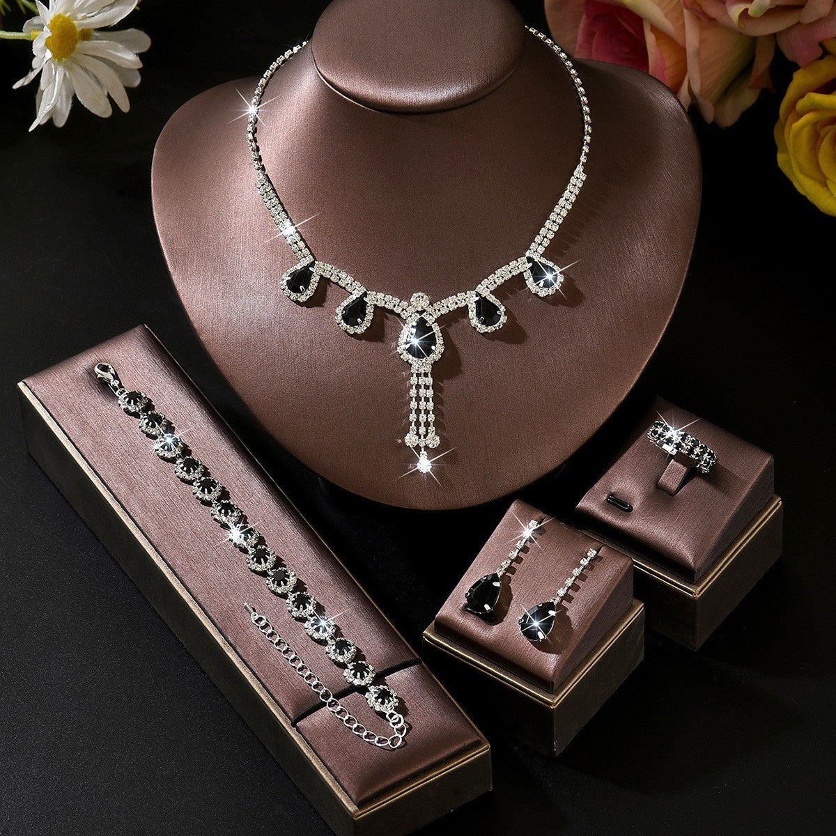 Women's Drop Ear Retro Elegant Affordable Luxury Fashion Jewelry Set