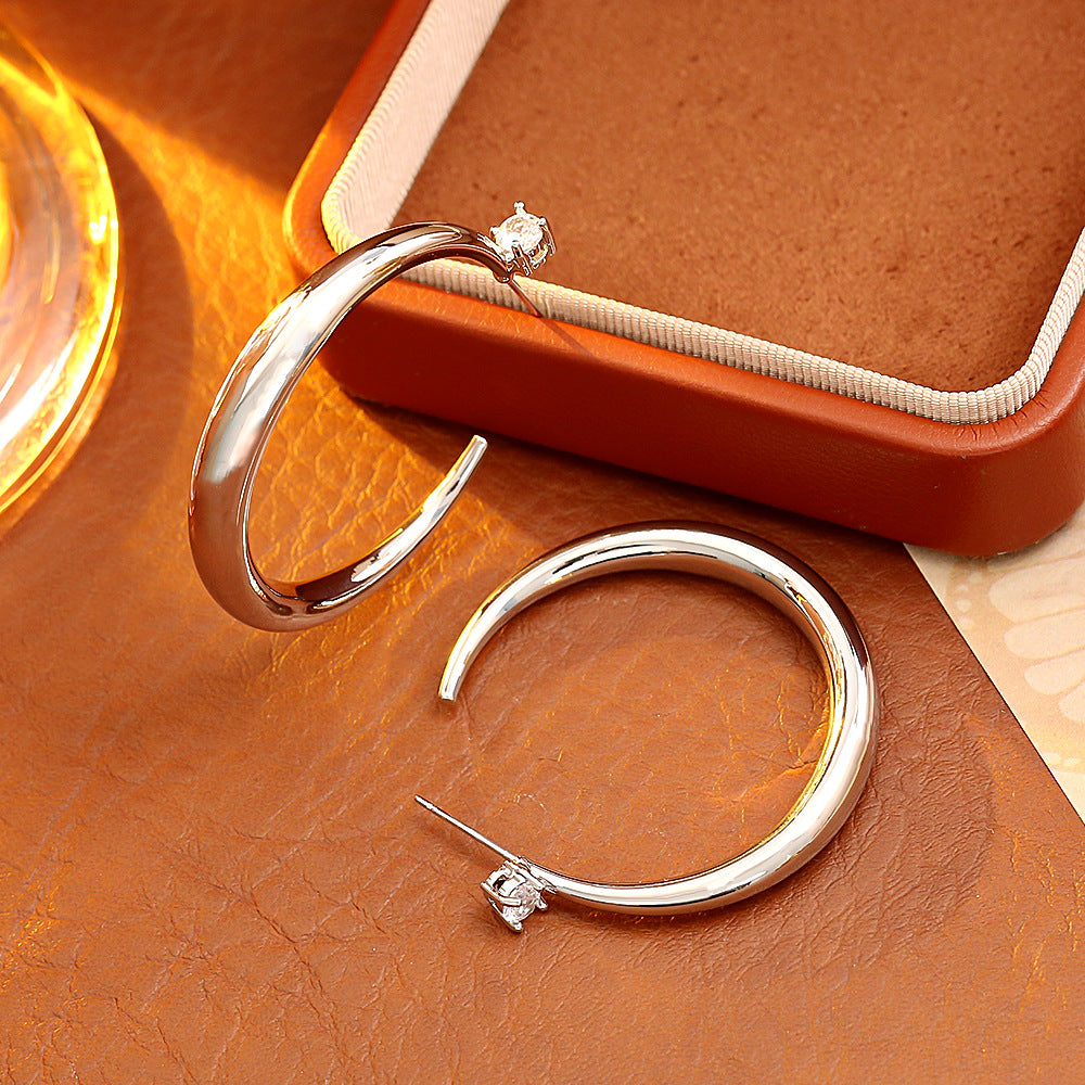 Big Ear Simple Temperament Exaggerated Design Rings