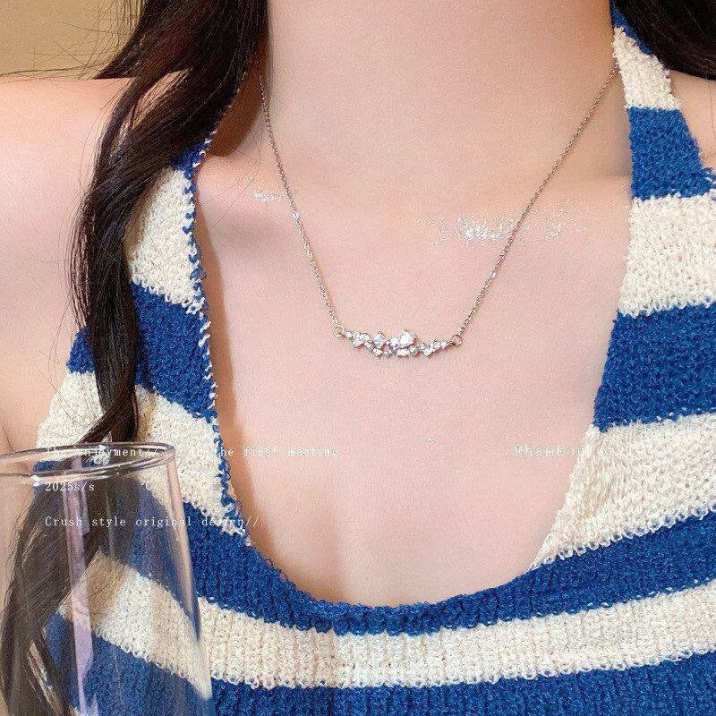 Women's Wind Clavicle Chain Design Love High-grade Necklace