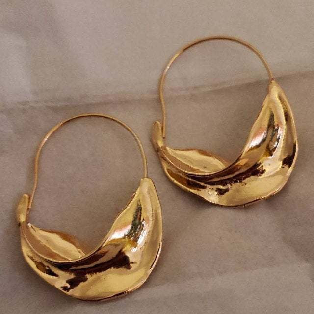 Women's Rim Retro Gold Personality Vortex Big Earrings