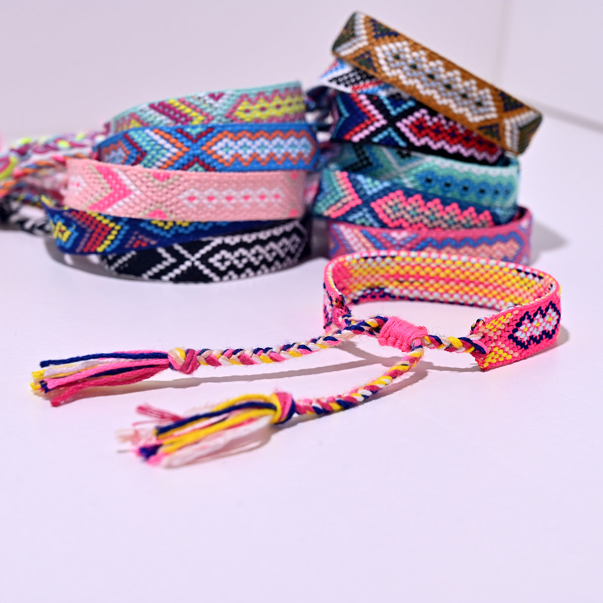 Machine Woven Bohemian Hand-knitted Rope Lucky Friendship Tassel Bracelets