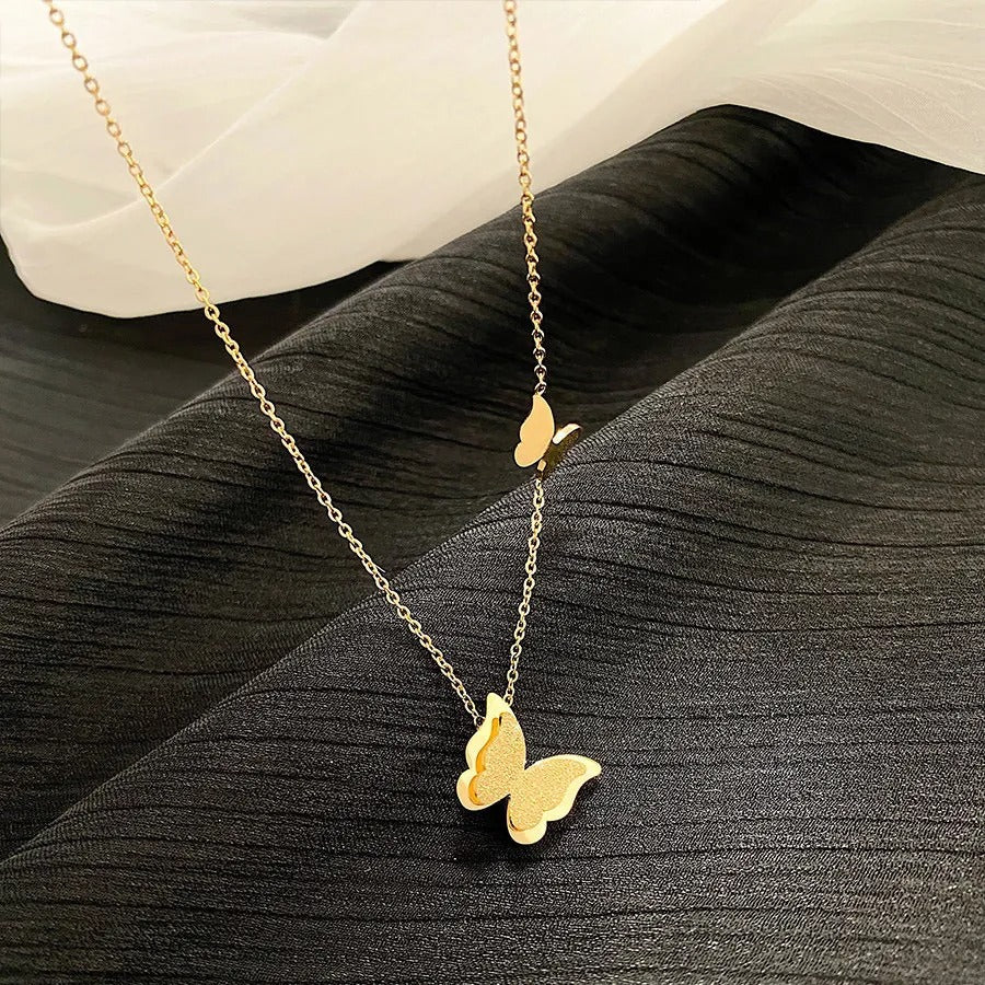 Female Clavicle Chain Fashionable Rose Gold Necklaces