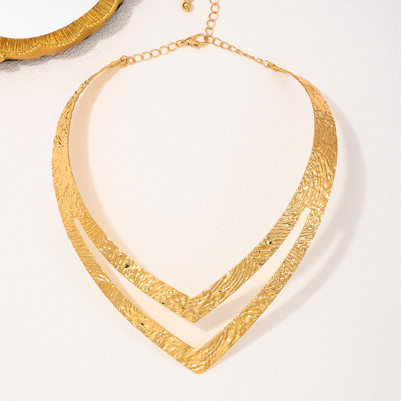 Piece Retro Exaggerated Punk Heavy Metal Double Clavicle Collar