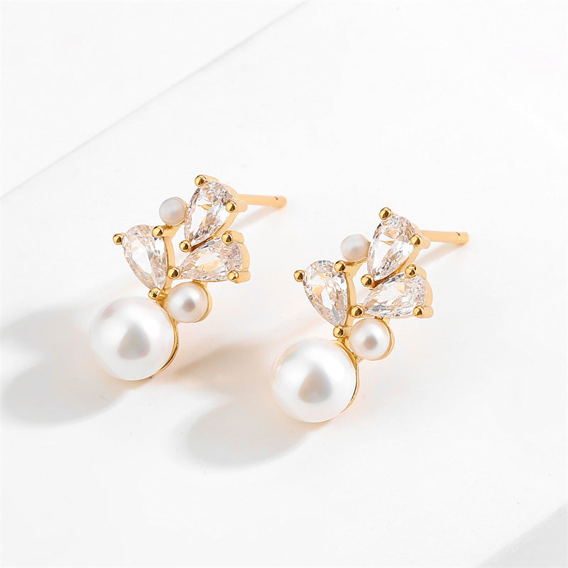 Zircon Pearl Fashion Temperament Bride Sweet Stud Earrings