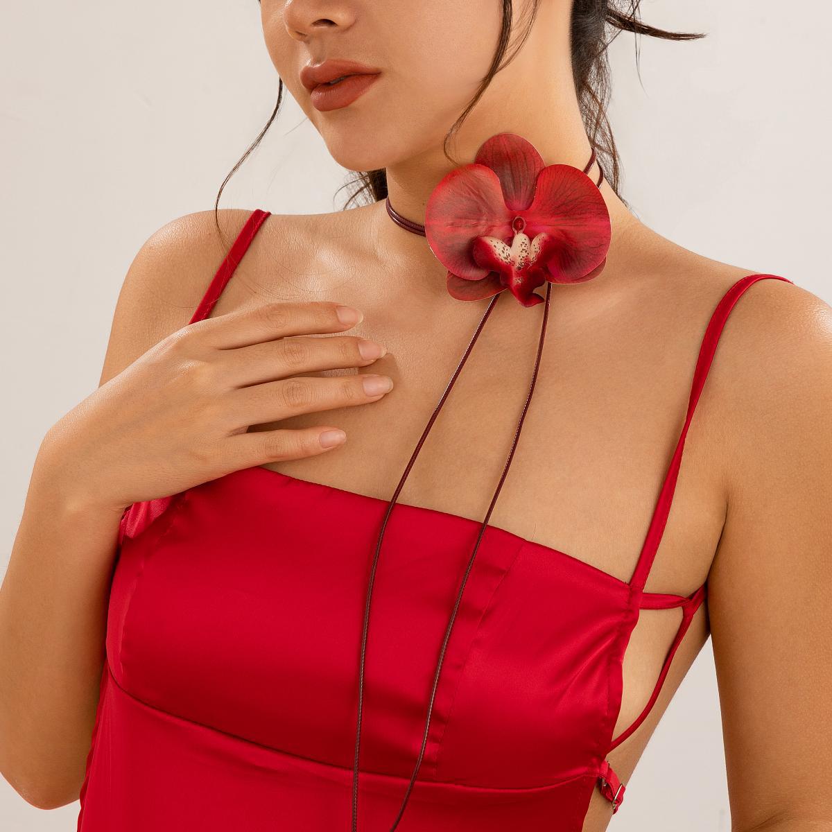 Women's Phalaenopsis Pull Personalized Long Big Flower Collar