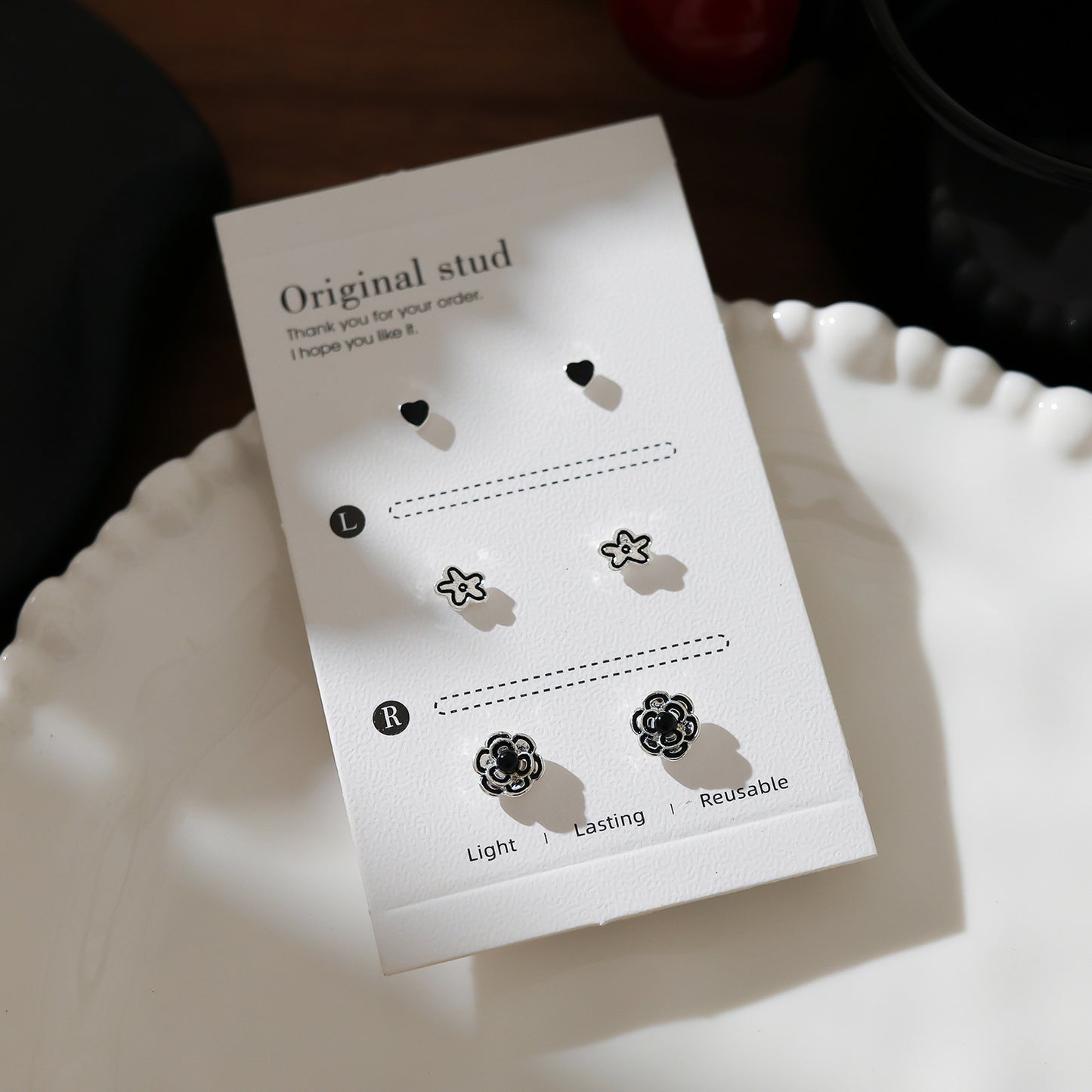 Elegant Black Series Earings Simple Personalized Stud Earrings