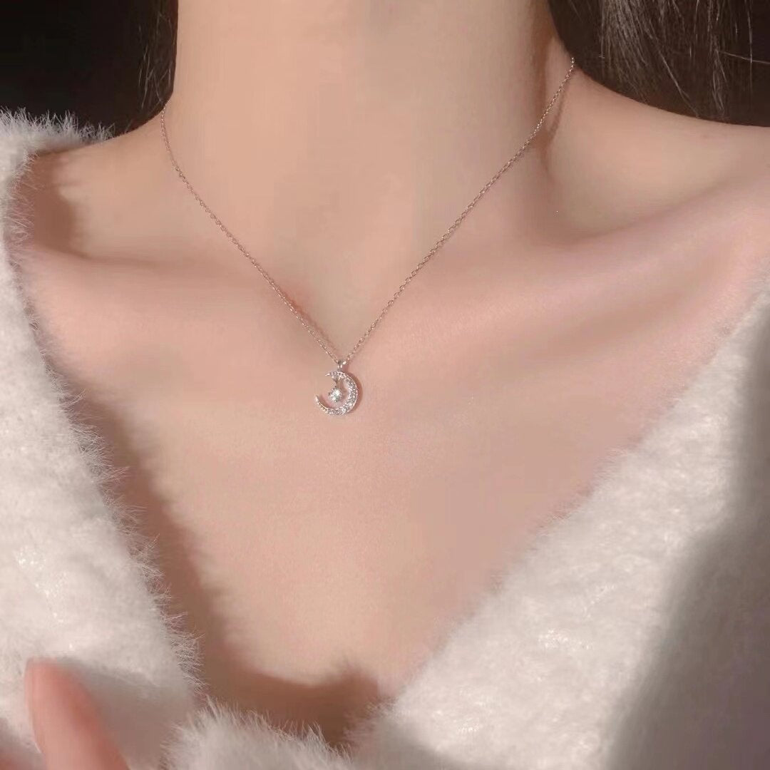 Women's Wind Clavicle Chain Design Love High-grade Necklace