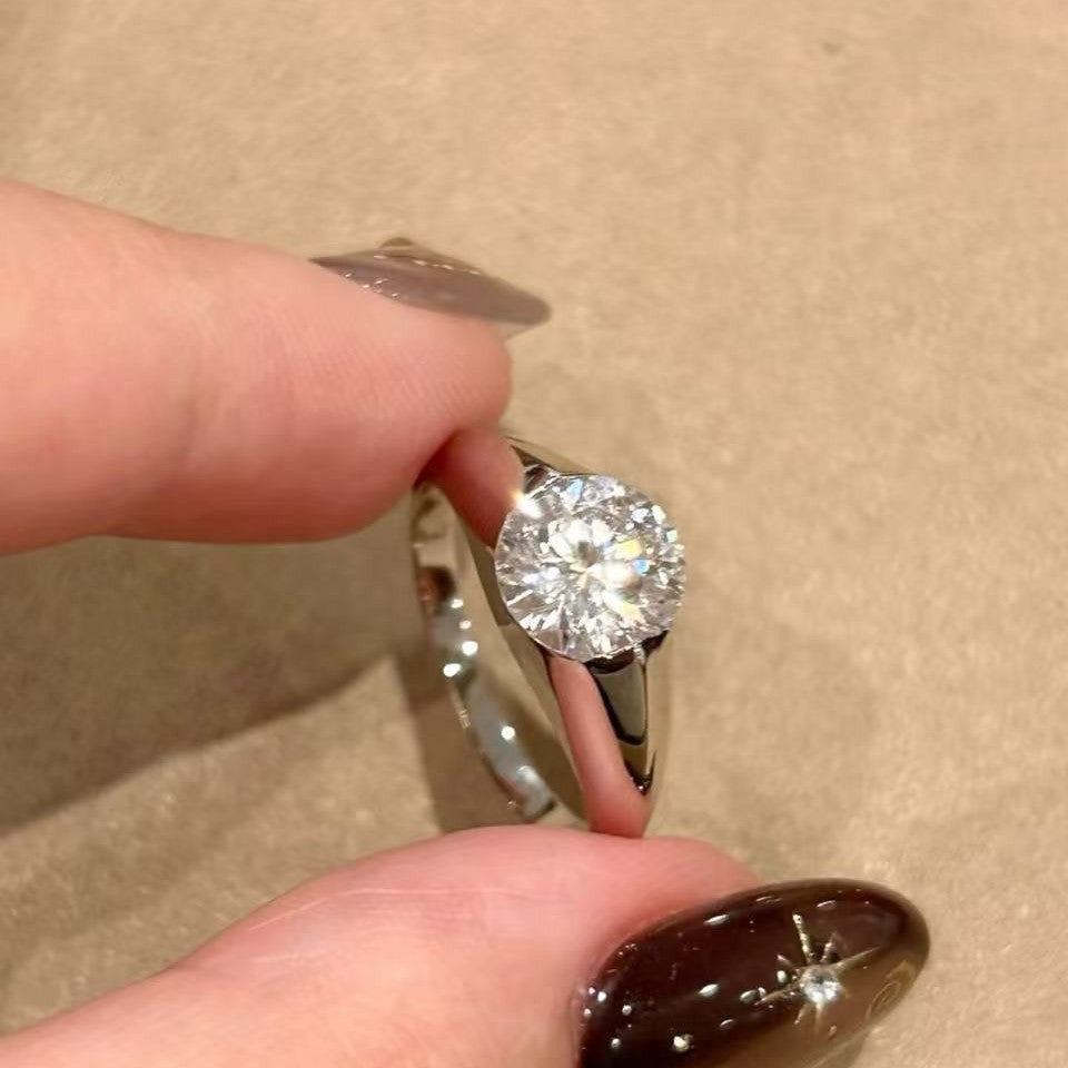 Women's Shiny Diamond Light Luxury Exquisite Niche Closed Design Fashion Ring