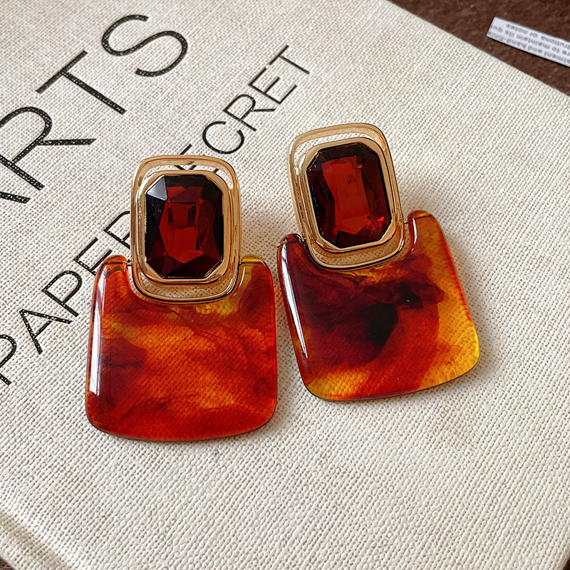 Women's Needle Geometric Irregular Resin Fashionable Retro Earrings