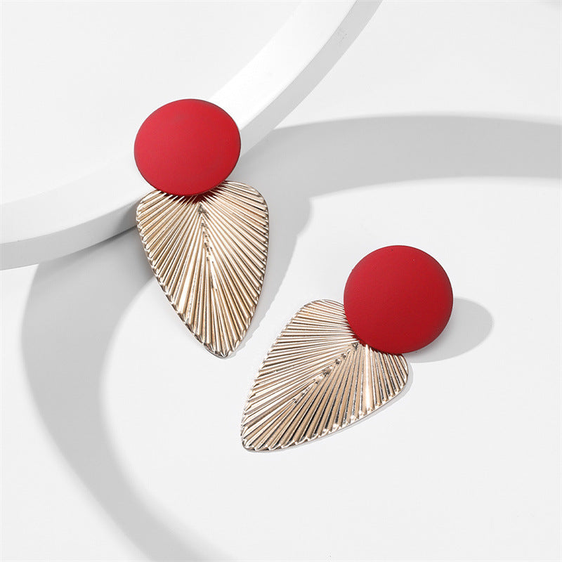 Women's Summer Leaves Fashion Design Sense Alloy Earrings