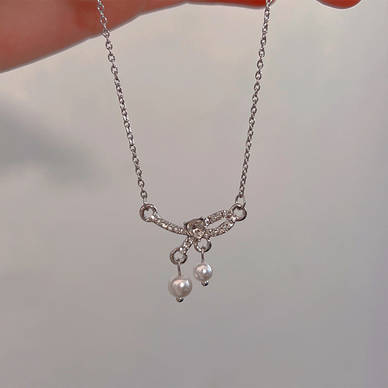 Sier Safety Lock Chinese Style White Necklace