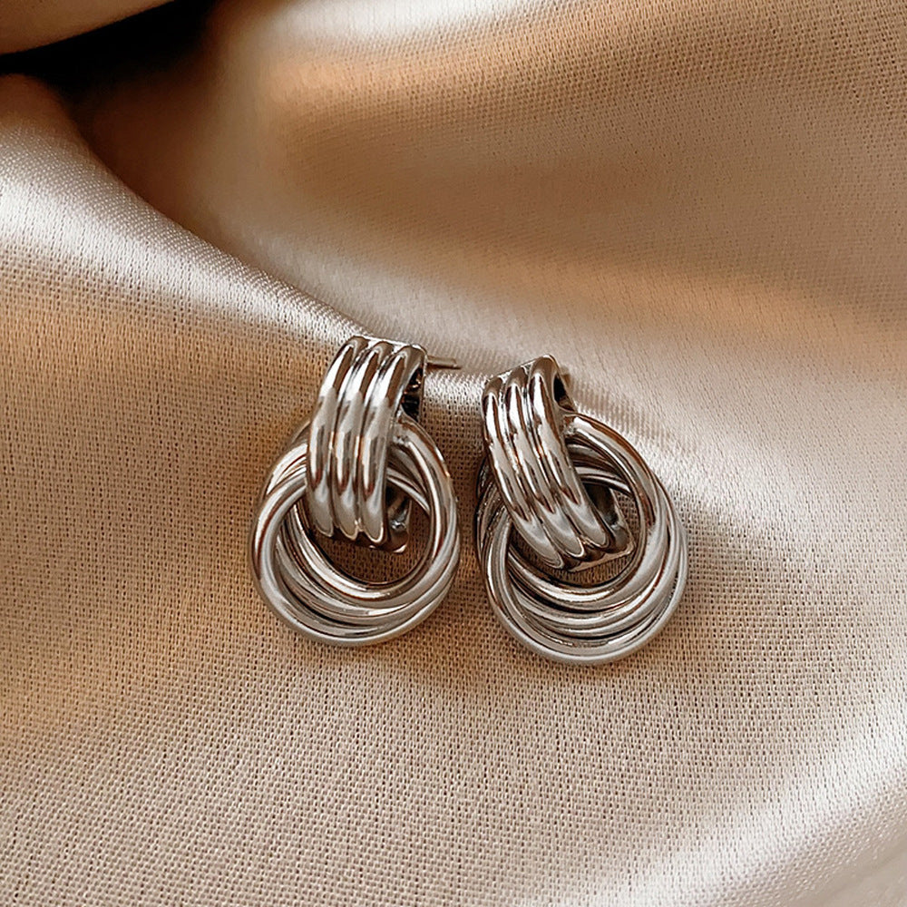 Exaggerated Geometry Metal Winding Twist Vintage Earrings