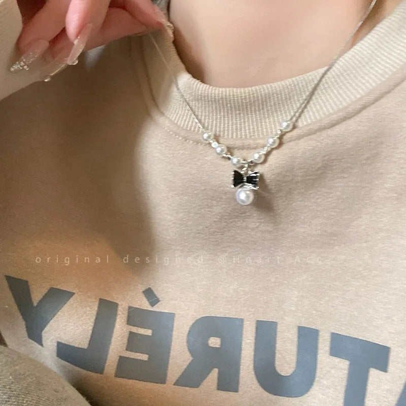 Women's Love French Style Bow Pearl High-grade Light Necklace