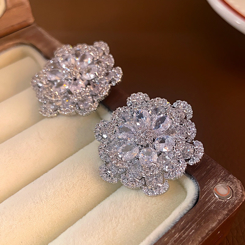 Women's Sier Needle Flower Color Zircon Mori Sweet Fashion Earrings