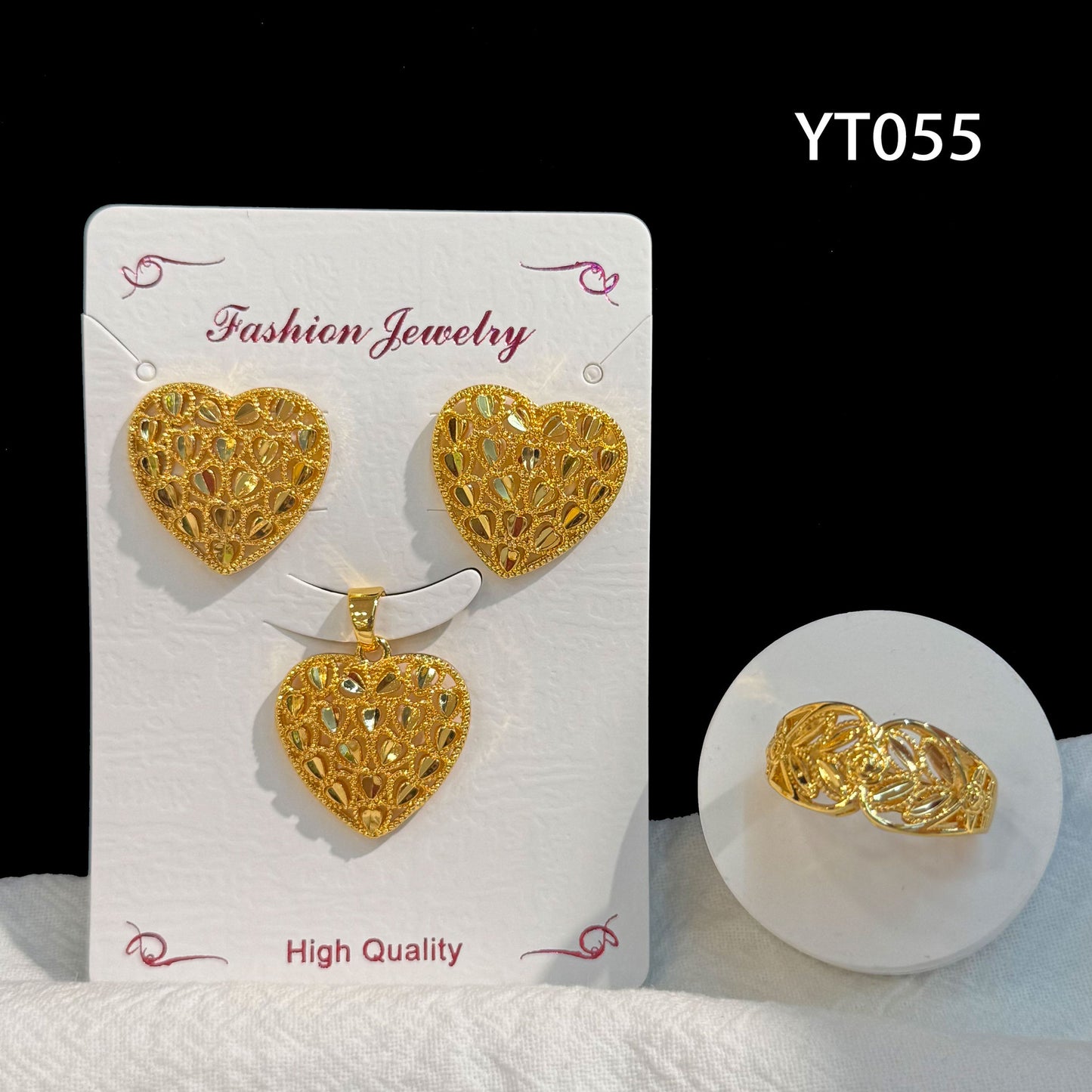 Gilding Hollow Pattern Niche Design Disc Pendants