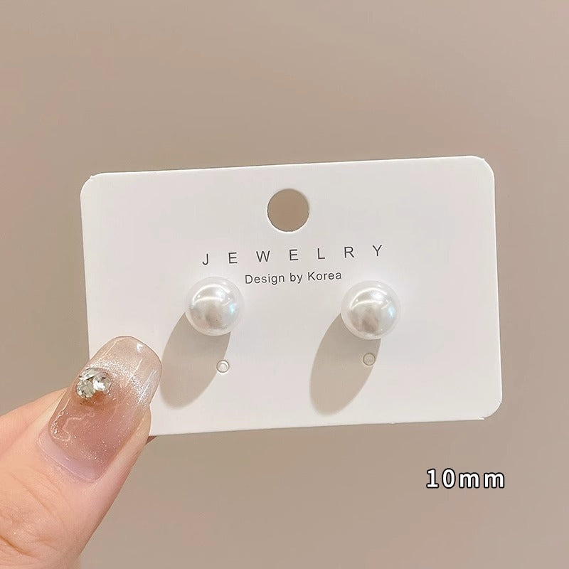 Light Luxury High-grade Female Fashion Retro Stud Earrings