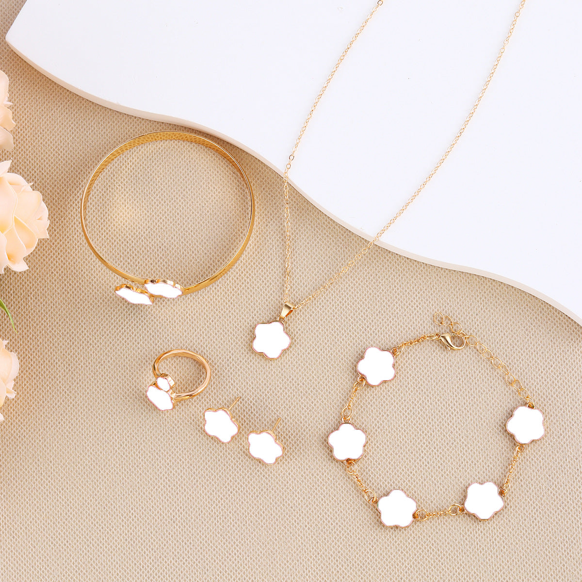 Korean Style Five Leaf Flower Fashion Lucky Ear Jewelry Set