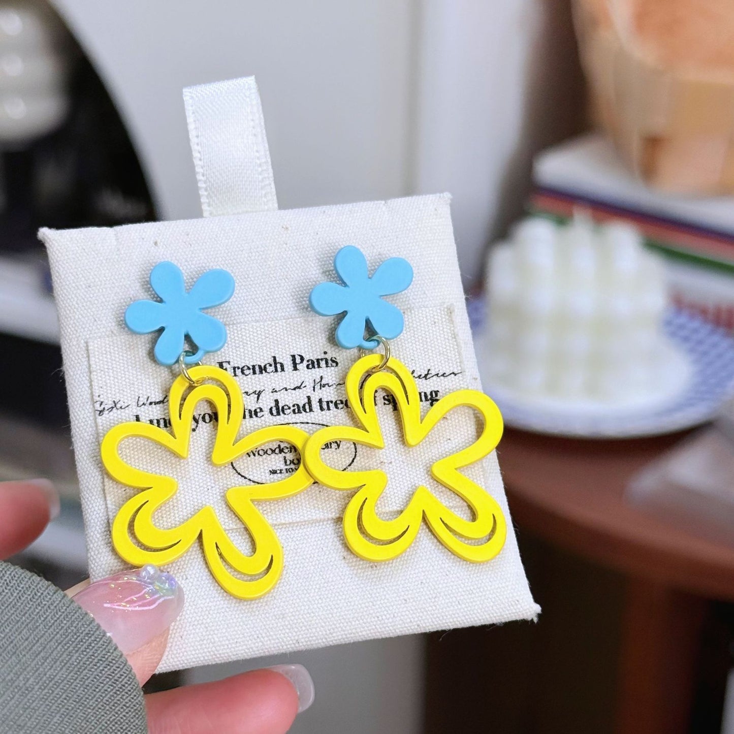 Women's Dopamine Flower Cute Sweet Cool Fashion Niche Rings