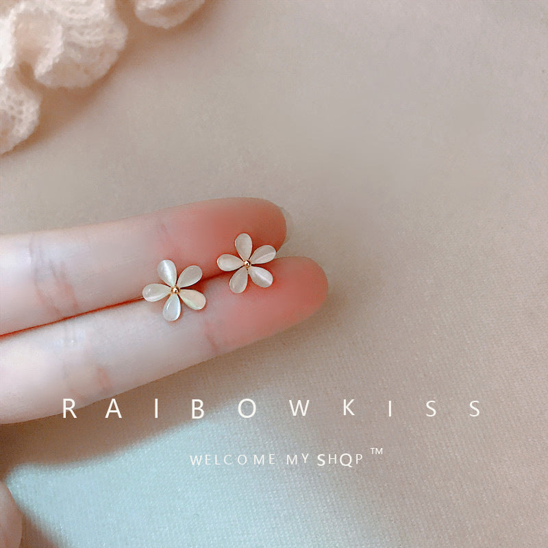 Women's Opal Flower Simple Niche Design Graceful Petite Stud Earrings