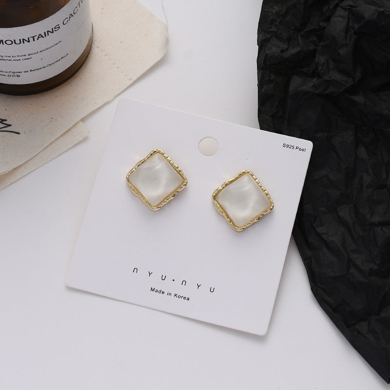Sier Needle Simple Graceful Geometric Square Button Female Retro Light Stud Earrings
