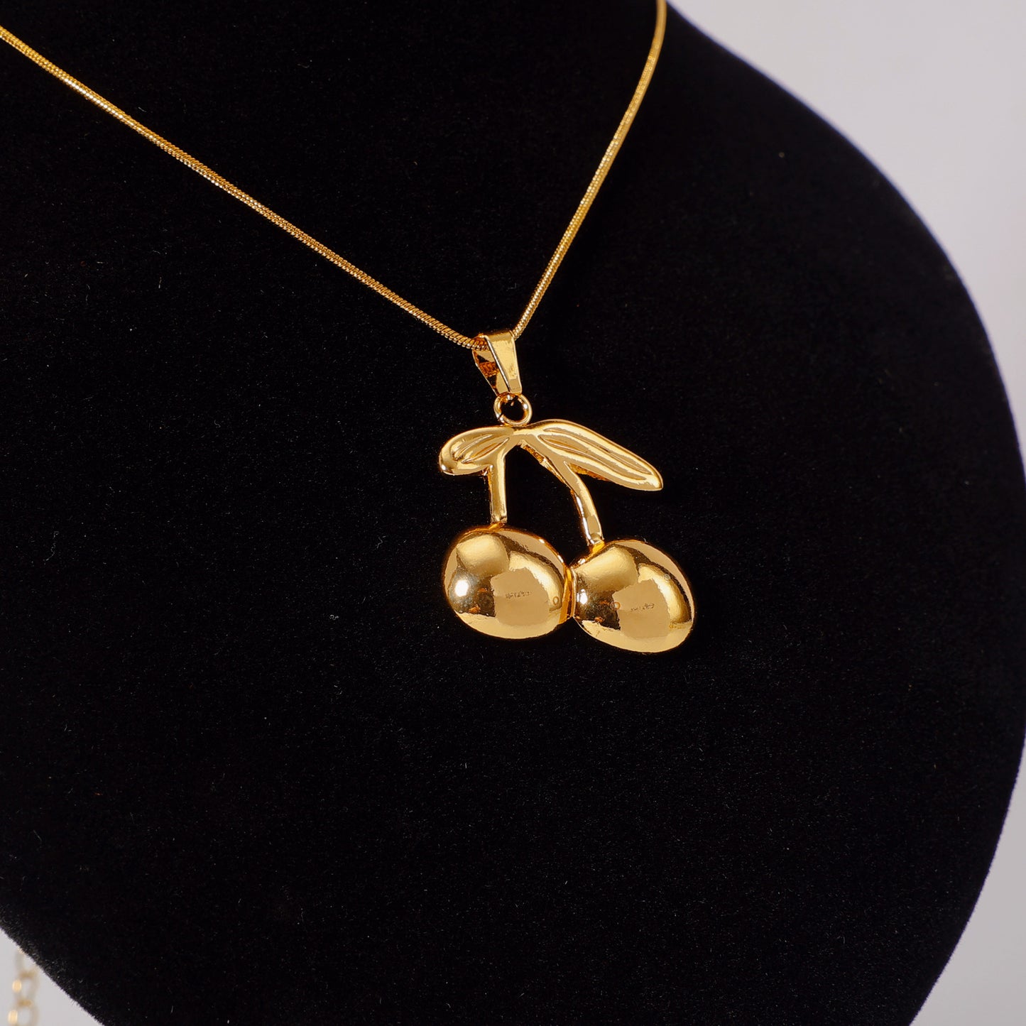 Titanium Steel Stainless Fashion Simple Light Luxury Gold Pendants