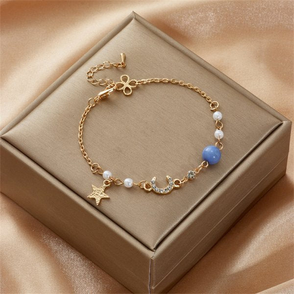 Women's Five Small Flower Five-pointed Star Pull Bracelet