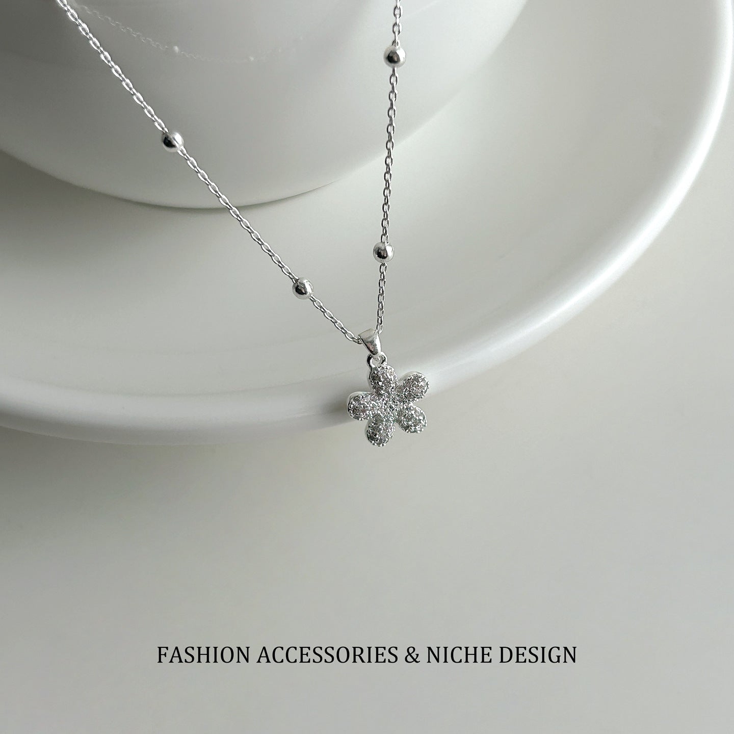 Chain Ear Clip Female Niche Design Stud Earrings