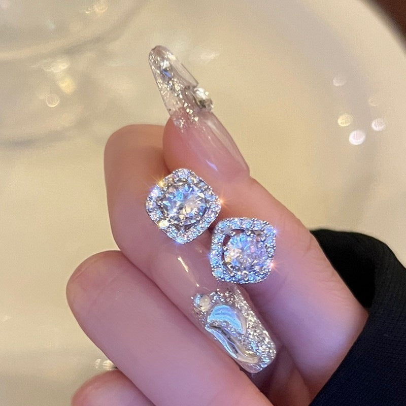Diamond Square Light Luxury Temperament Small Sugar Cube High-grade Design Rings