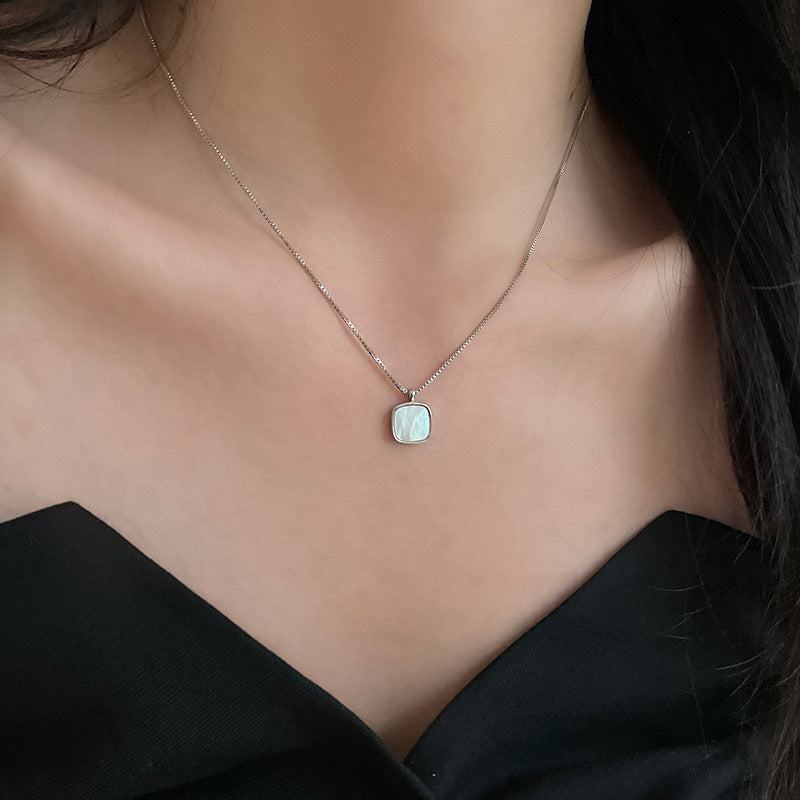Women's Shell Sterling Clavicle Chain Elegant Box Simple Style Korean Necklace