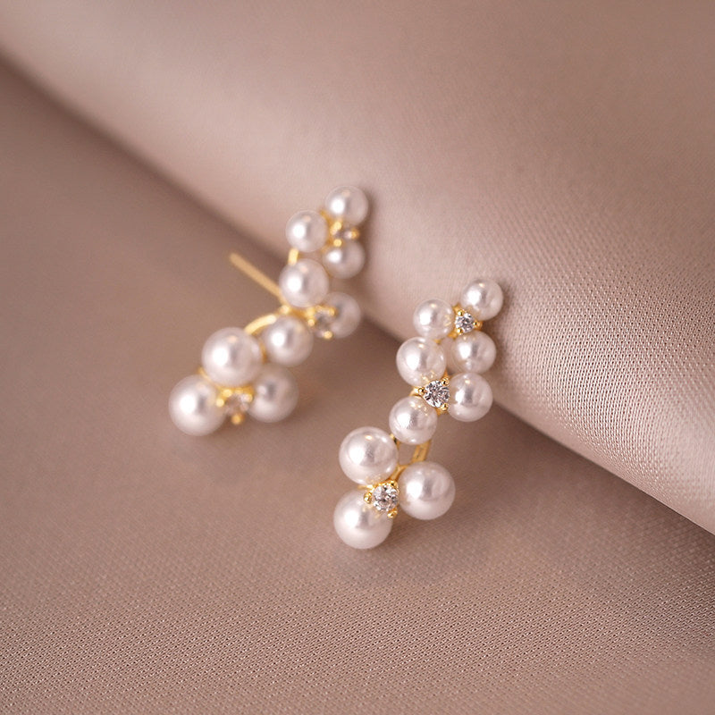 Luxury Small Grape Pearl Female Niche Rings