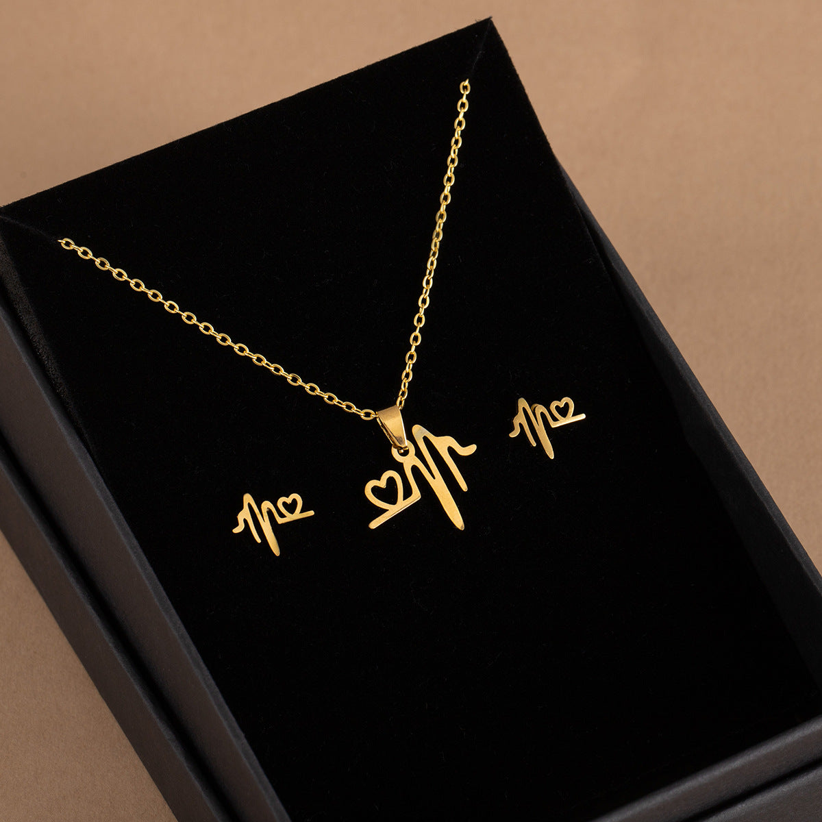 Stainless Steel Design Fashion Suit Metal Style Geometric Heart Necklaces