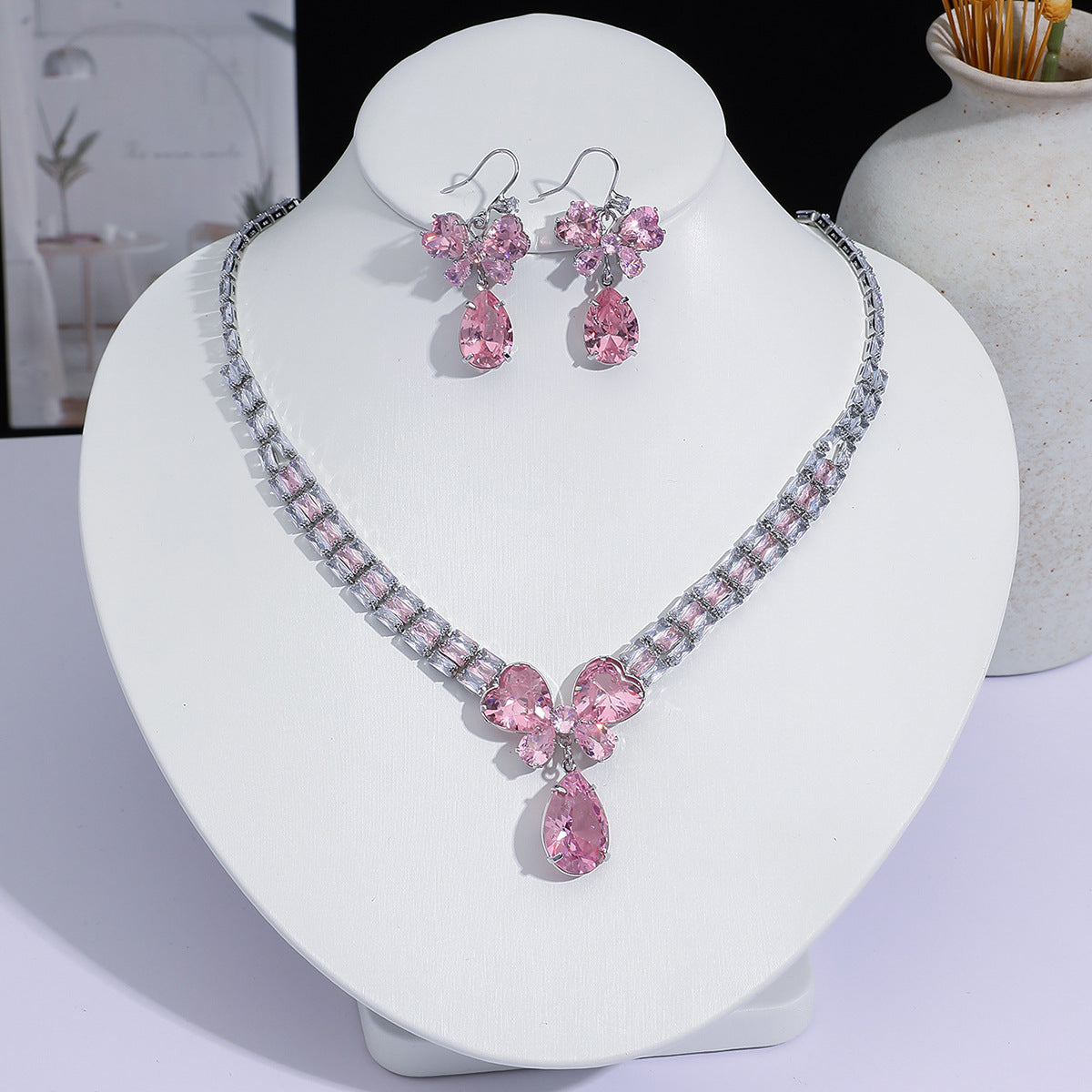 Full Diamond Drop-shaped Temperament The Dinner Party Jewelry Set