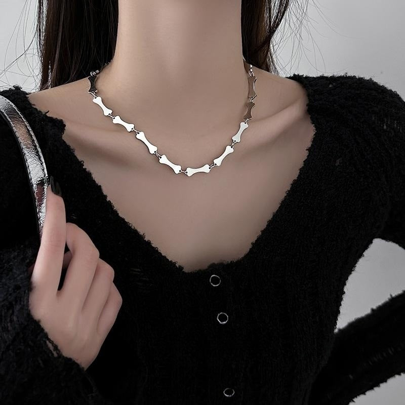 Titanium Steel No Fading Stitching Bone Simple Clavicle Chain Female Necklace