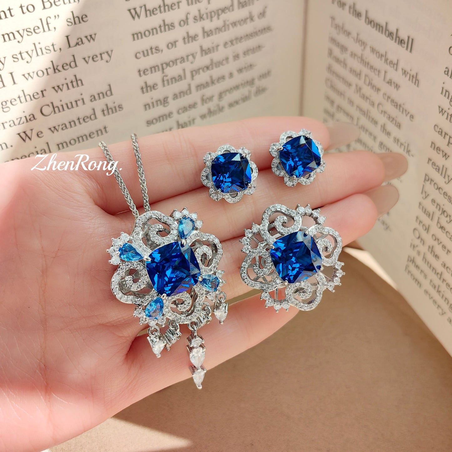 Women's Gems Brooch Pink Diamond Sapphire Three-piece Fashionable Necklaces