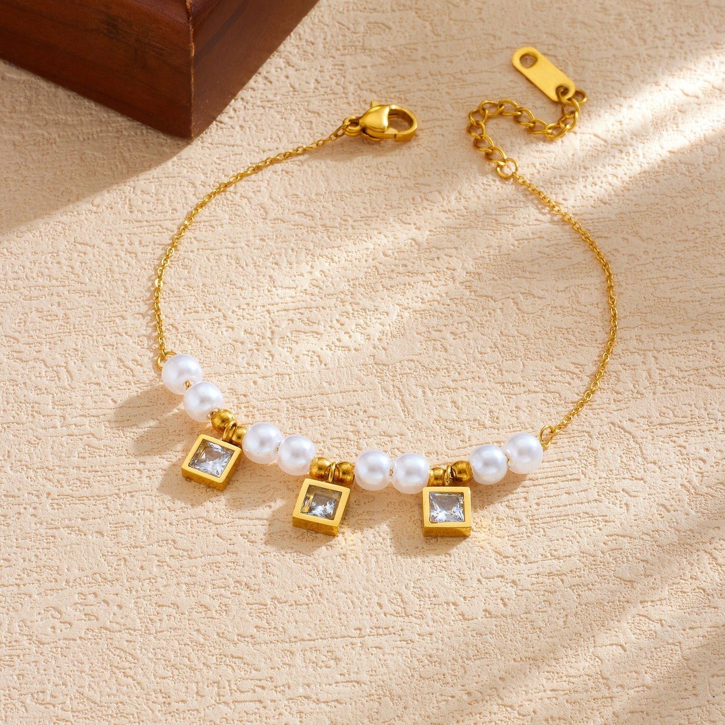 Women's Diamond Square Pearl Chain Gold Plated Bracelet