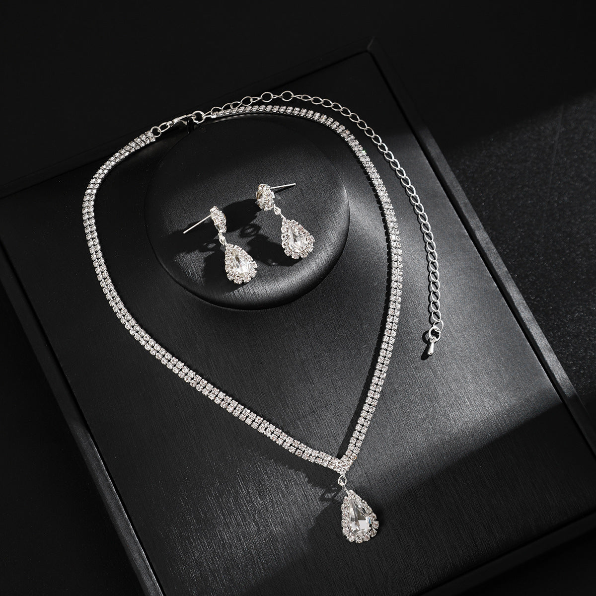 Classic Stylish Bridal Three-piece Fashion Tassel Necklaces