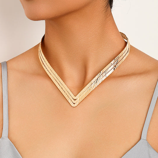 Piece Retro Exaggerated Punk Heavy Metal Double Clavicle Collar